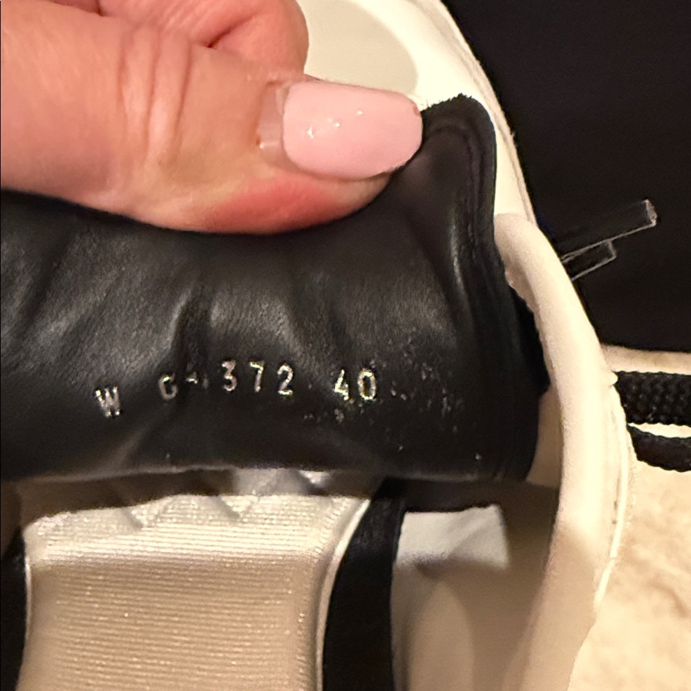 Chanel White Sneakers women’s 40… - Picture 12 of 13